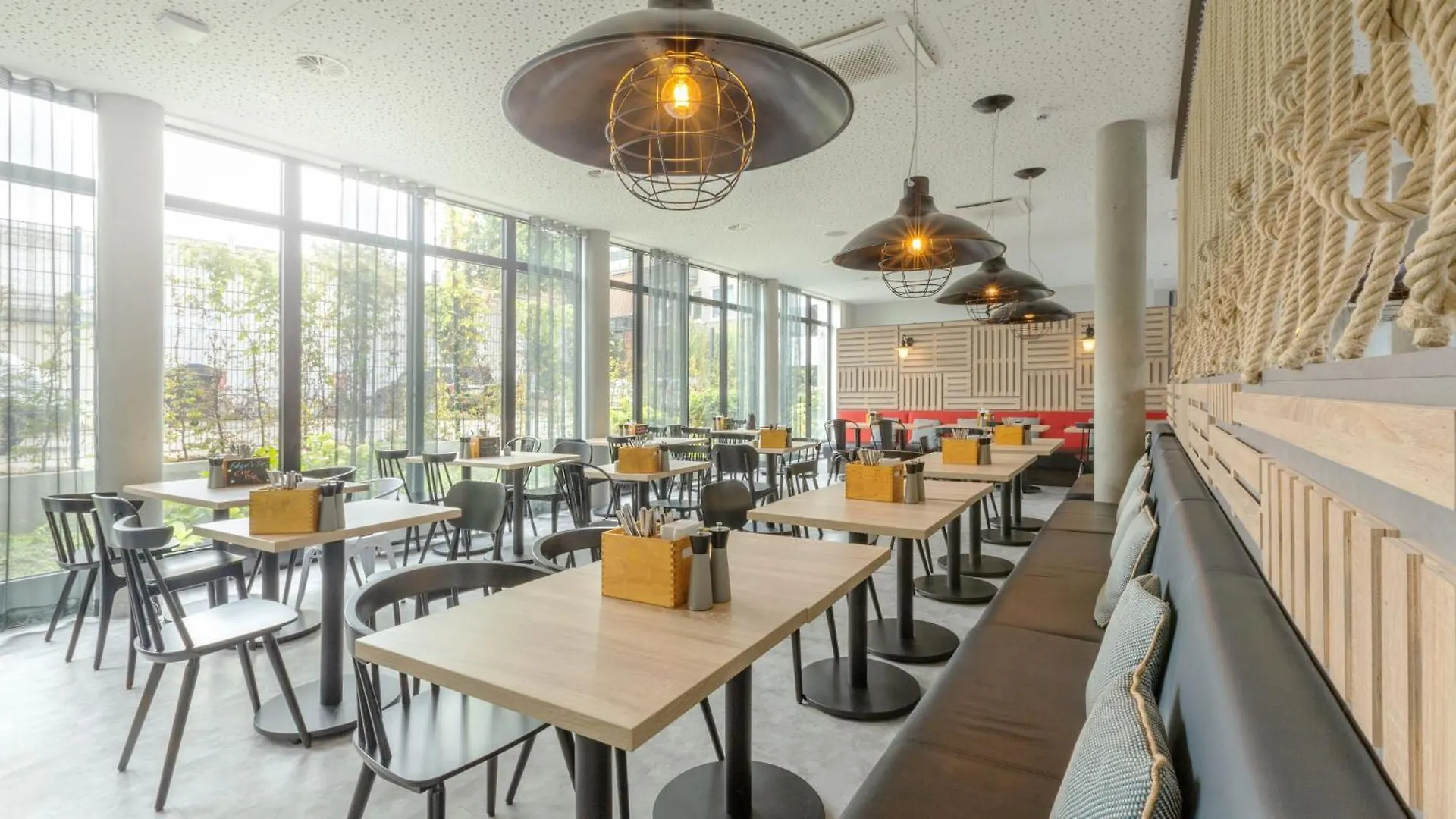 Holiday Inn - The Niu, Keg Hamburg Ost By Ihg