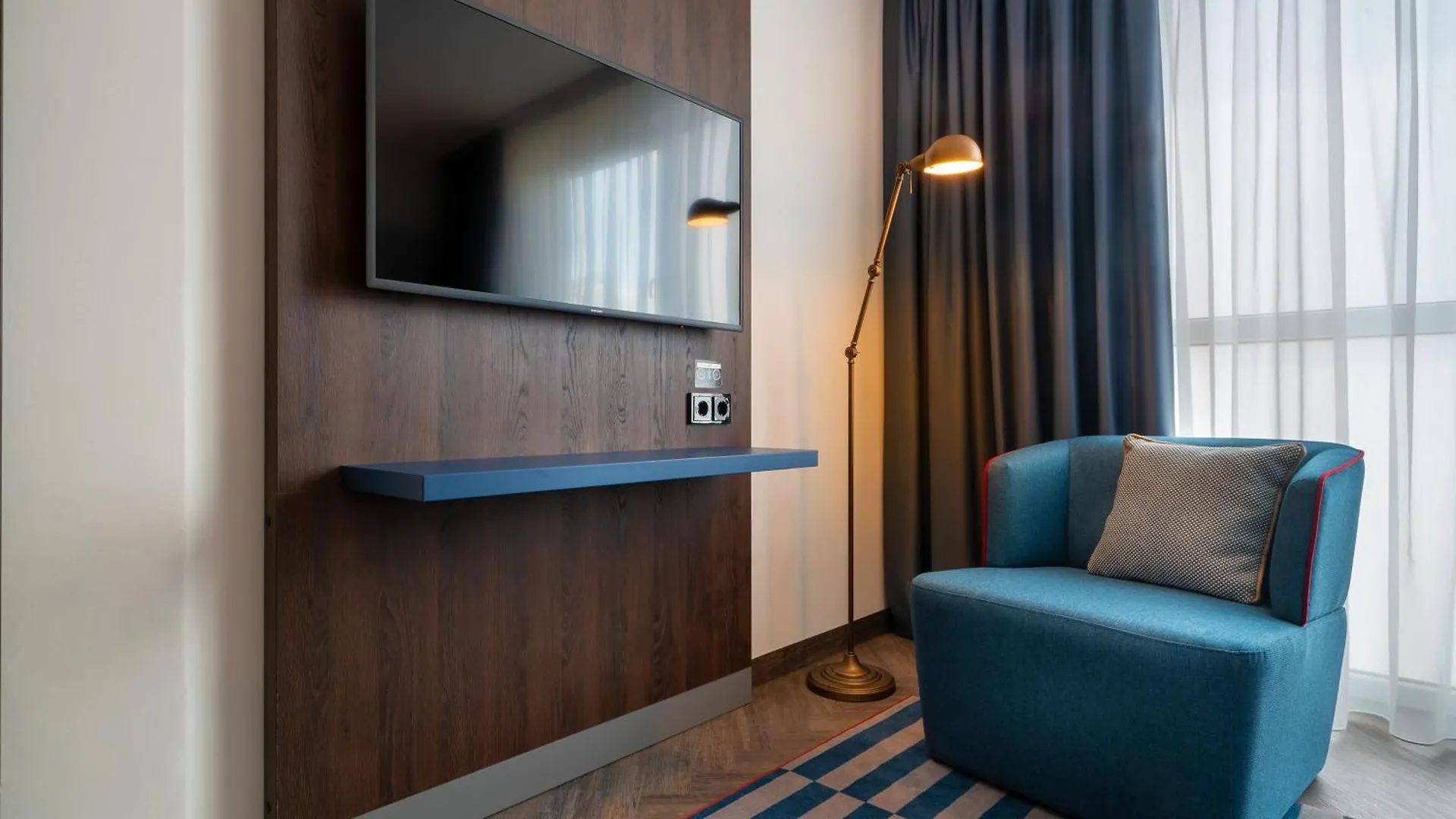 Holiday Inn - The Niu, Keg Hamburg Ost By Ihg Hotel
