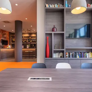 https://7-days-premium-berlin-schoenefeld.find-berlin-hotels.com