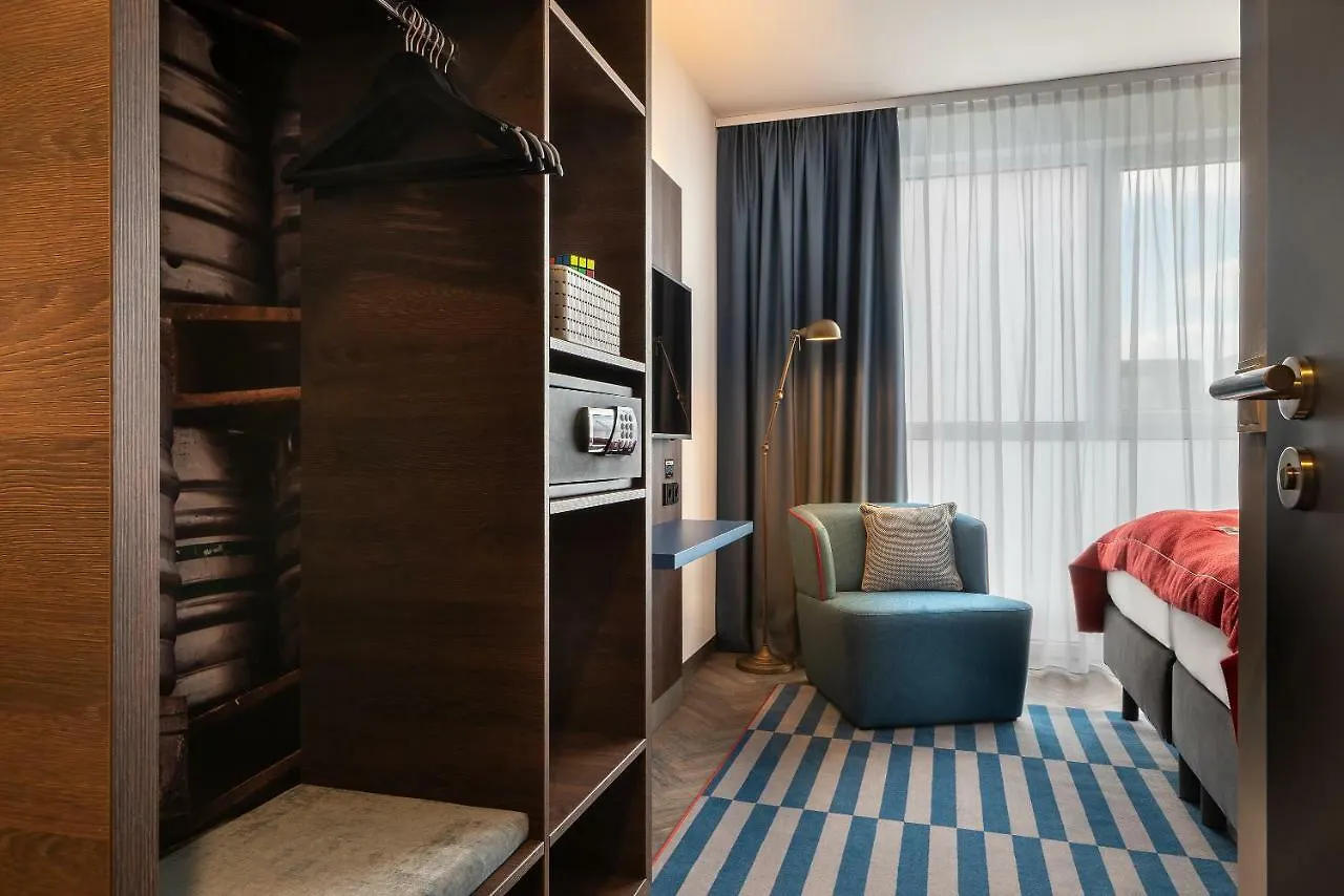 Holiday Inn - The Niu, Keg Hamburg Ost By Ihg
